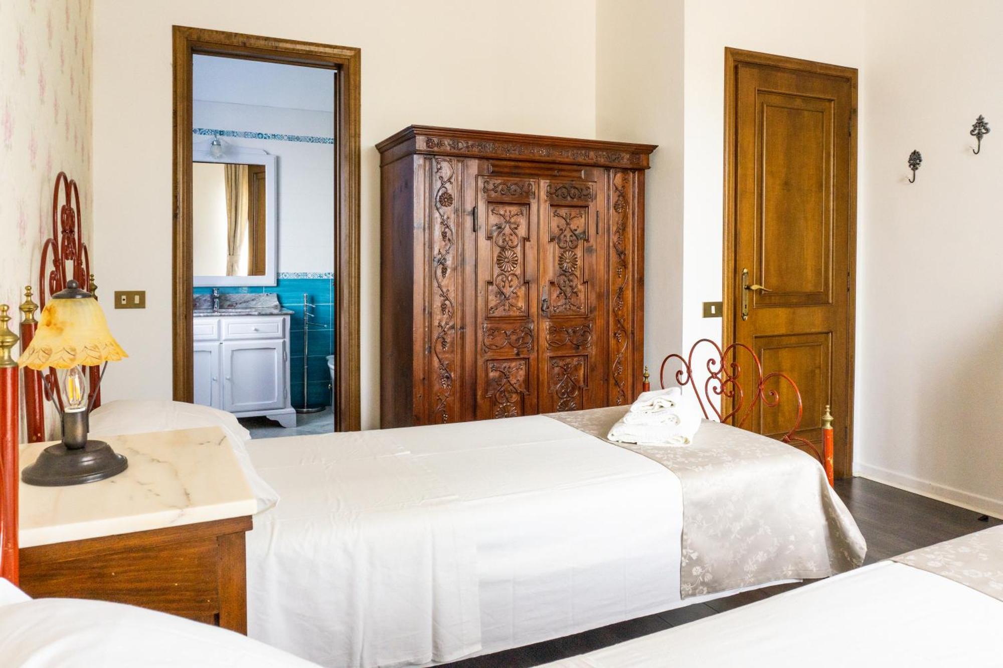 Villa Nerone B&B Lorenzana エクステリア 写真